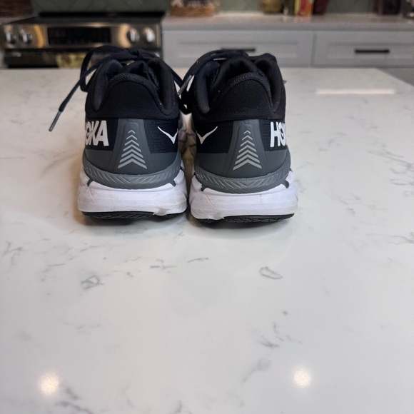 Hoka Women's Clifton 7 Black Running Walking Shoes Size 8.5 - Picture 6 of 14